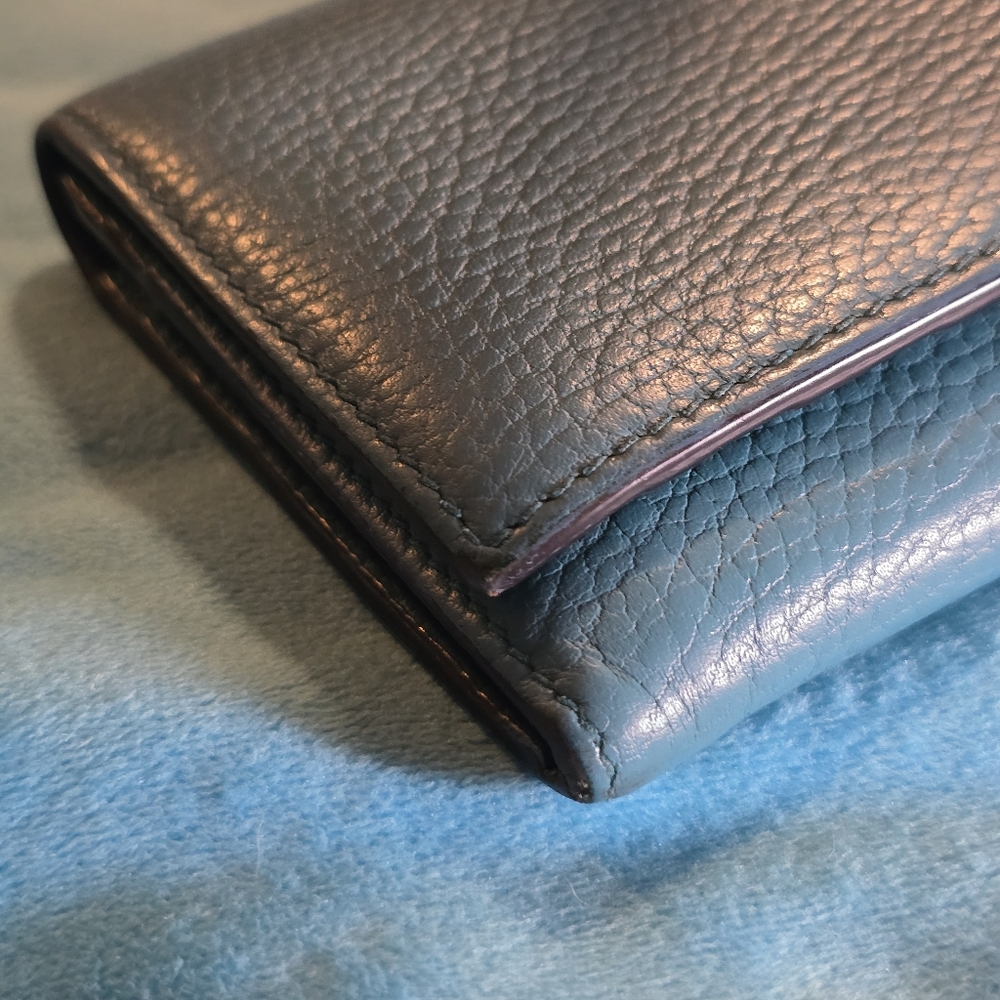 Gucci - Picture 5 of 11